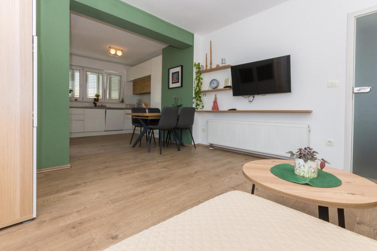 Adria Krk Apartment Krk Town Eksteriør bilde