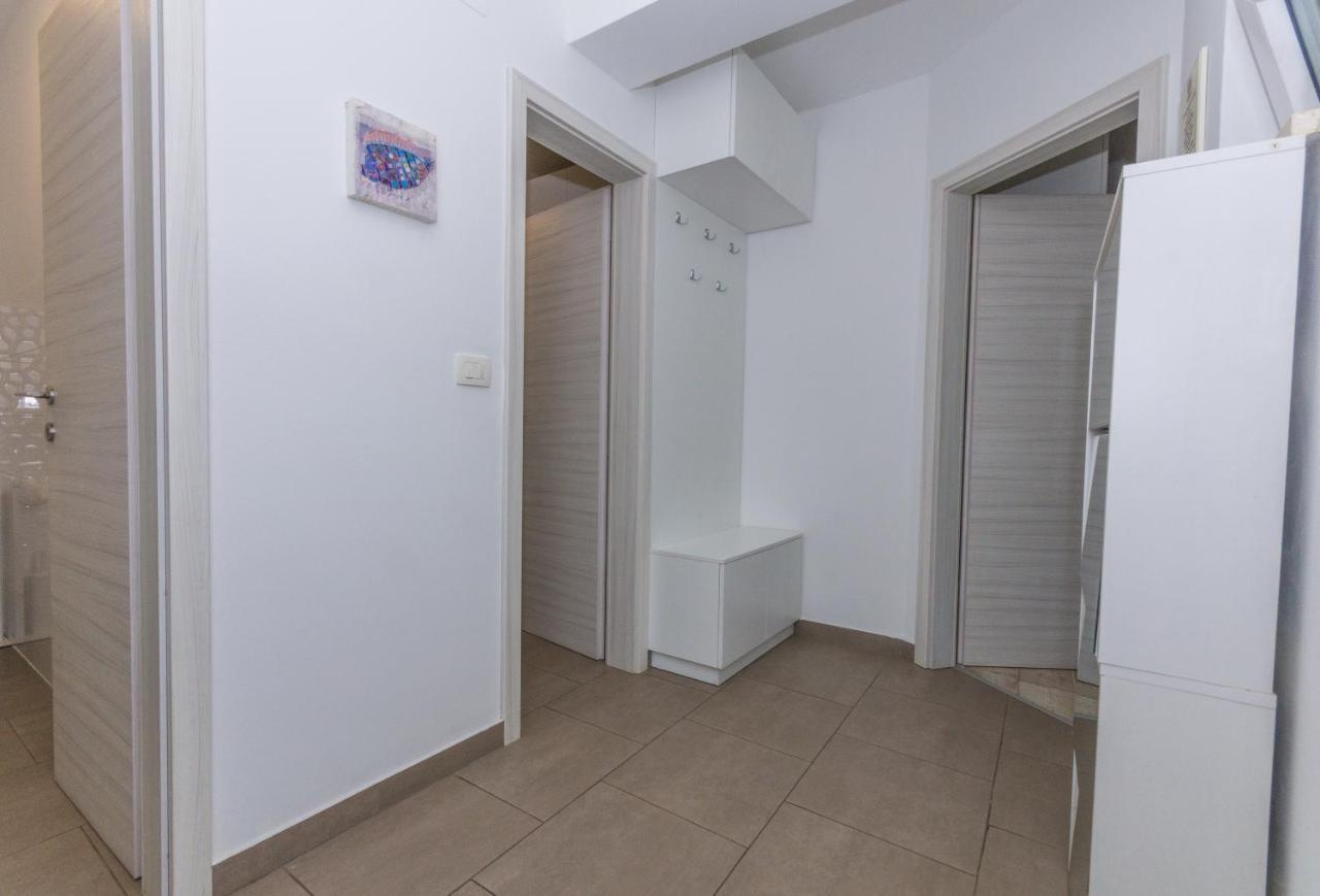 Adria Krk Apartment Krk Town Eksteriør bilde