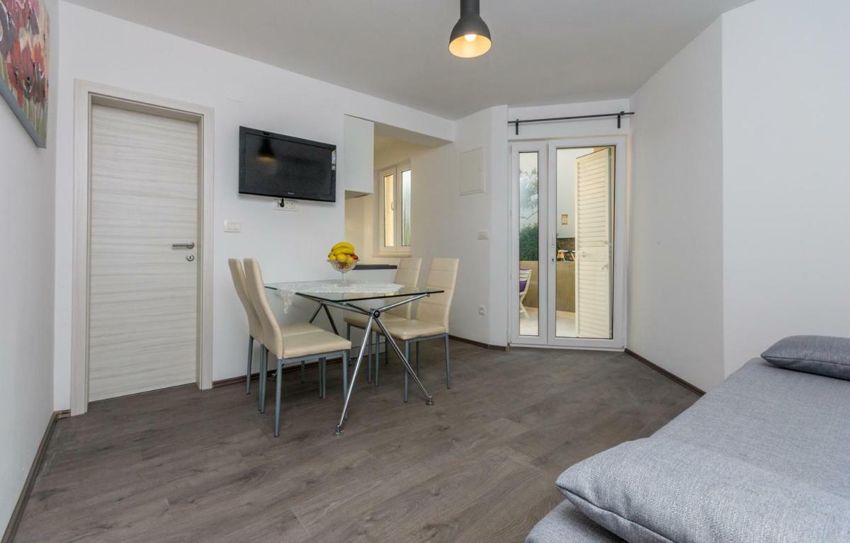 Adria Krk Apartment Krk Town Eksteriør bilde